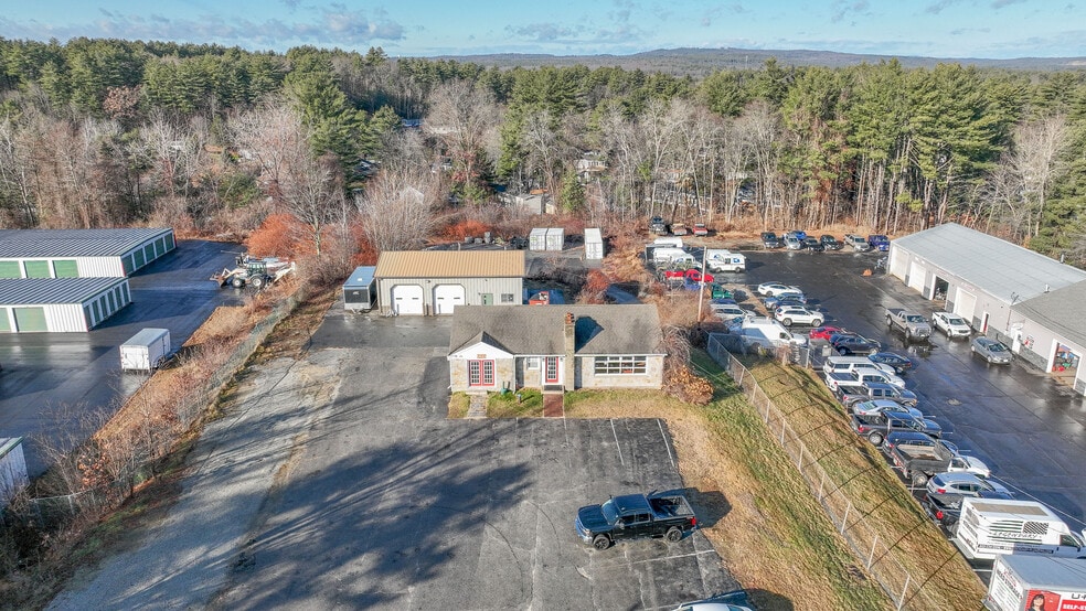 More Photos Of 1170 Hooksett Rd, Hooksett Auto Dealership For Lease