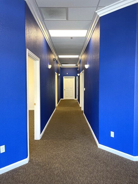 More Photos Of 1150 Selmi Dr, Reno Office For Lease