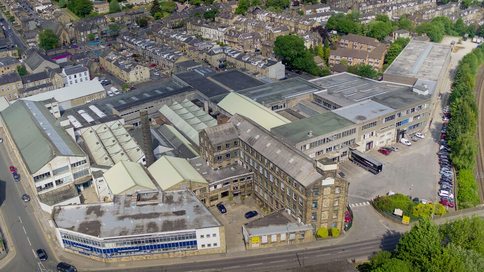 More Photos Of Lawkholme Ln, Keighley Manufacturing For Lease