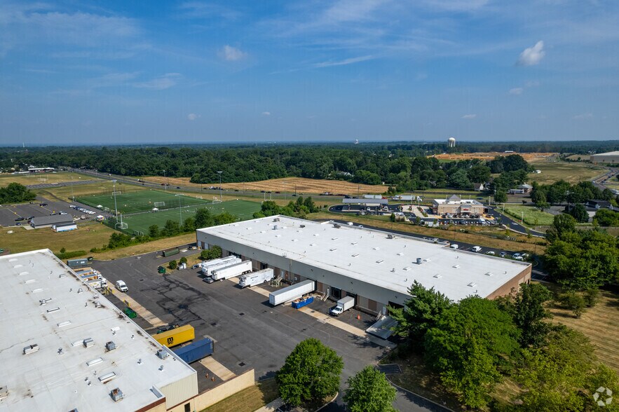 More Photos Of 400 Highland Dr, Westampton Manufacturing For Lease