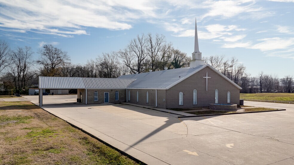 More Photos Of 40 Crothers Dr, Tallulah Specialty For Sale