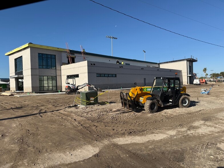 More Photos Of 128 S Beach St, Daytona Beach Apartments For Sale