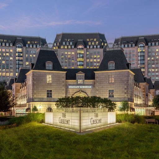 More Photos Of 300 Crescent Ct, Dallas Office For Lease