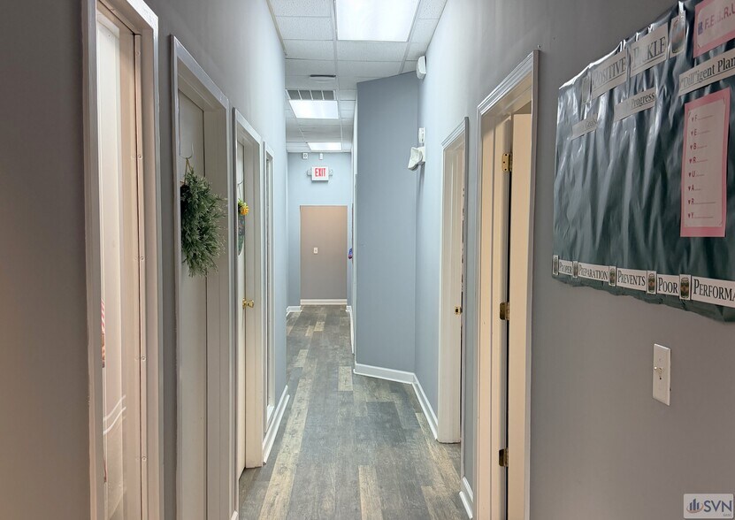 More Photos Of 119 Canal St, Pooler Office For Lease