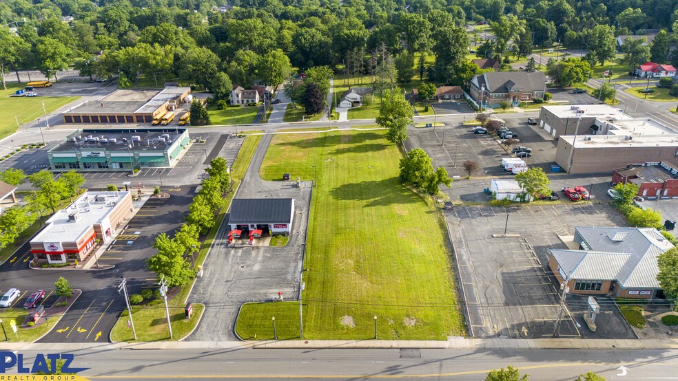 Primary Photo Of 8303 E Market St, Warren Land For Sale