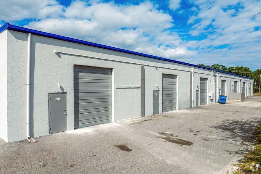 More Photos Of 2510 Kirby Cir NE, Palm Bay Unknown For Lease