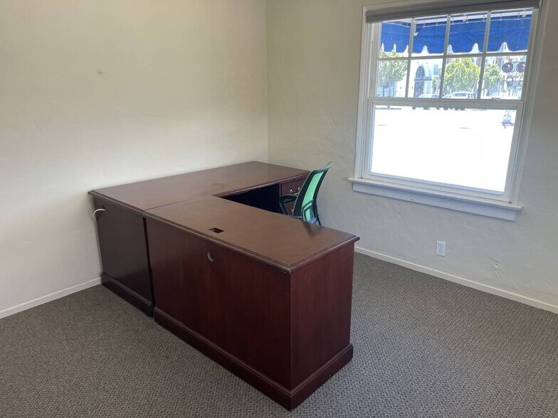 More Photos Of 8200 Allison Ave, La Mesa Office For Lease