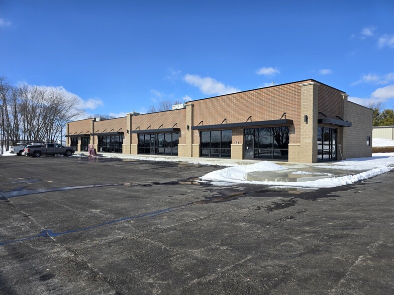 Primary Photo Of 0 Northup Ave, South Bloomfield Storefront For Lease