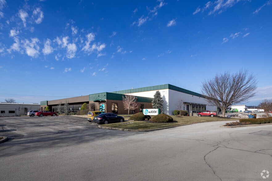More Photos Of 6710 Grade Ln, Louisville Warehouse For Lease