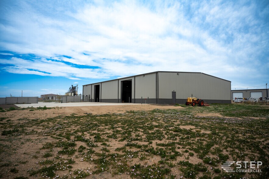 More Photos Of 1422 Cimarron Ct, Greeley Warehouse For Lease