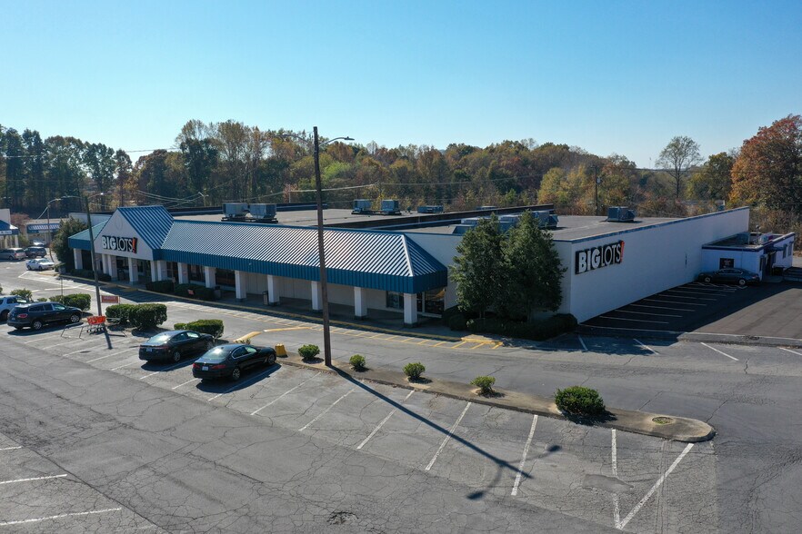 More Photos Of 2500 W Franklin Blvd, Gastonia Unknown For Lease