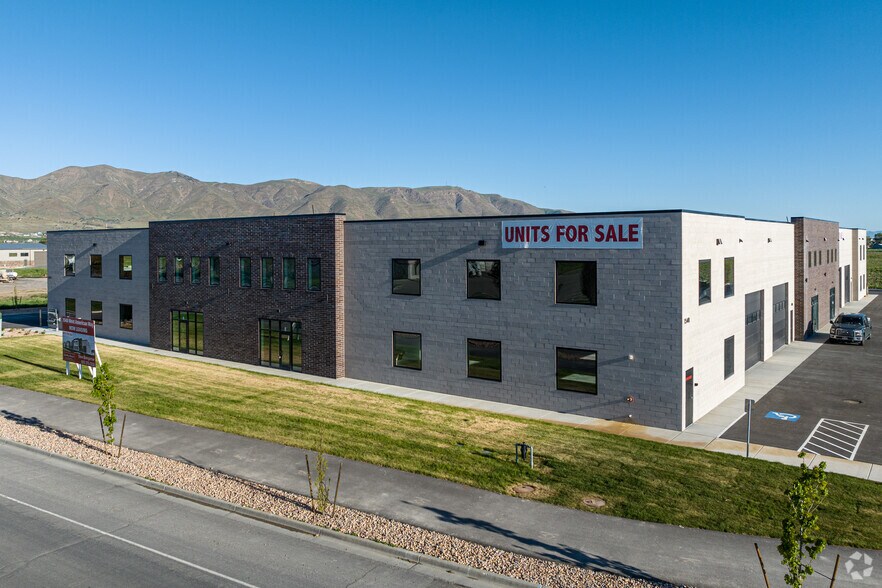 More Photos Of 1548 American Way, Payson Warehouse For Lease