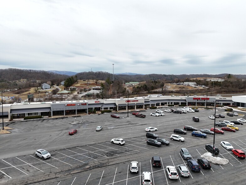 More Photos Of 308-386 Towne Center Dr, Abingdon Freestanding For Lease