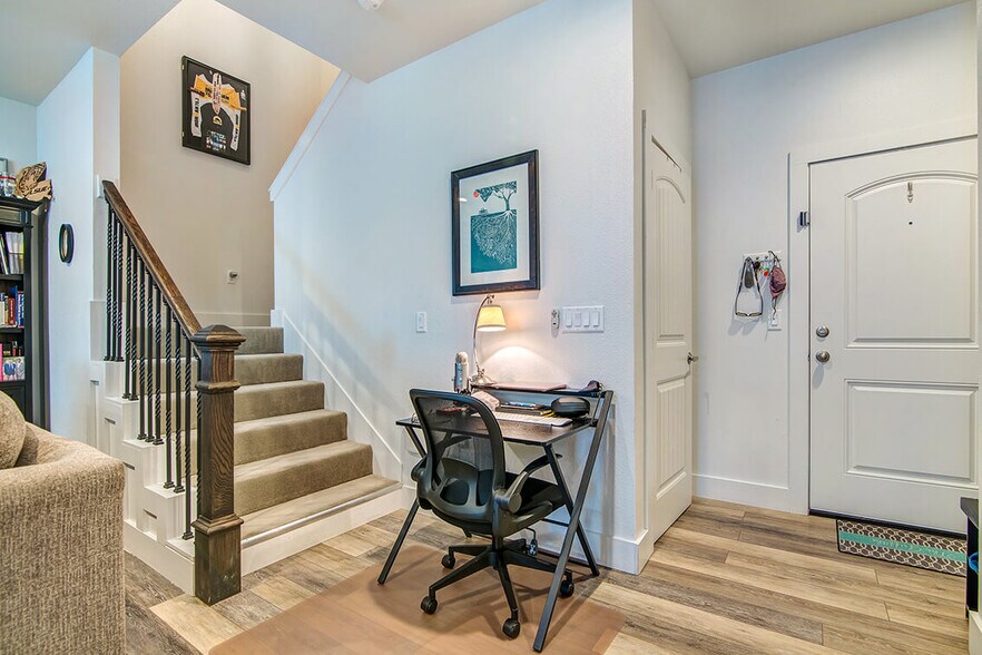 More Photos Of 404 Industrial St, Denton Apartments For Sale