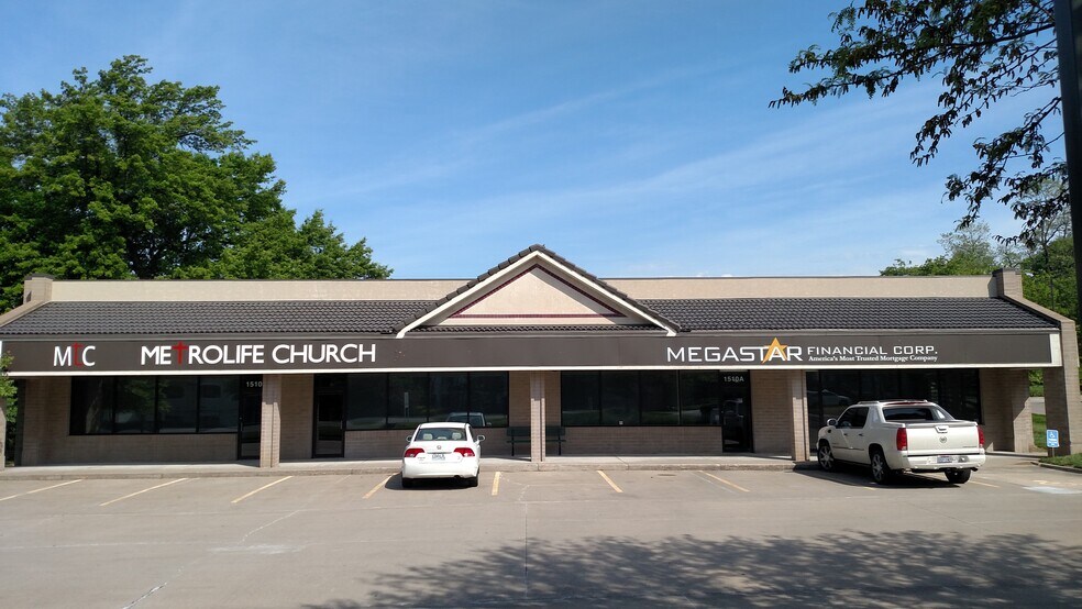 More Photos Of 1510 NW Vivion Rd, Kansas City Office For Lease