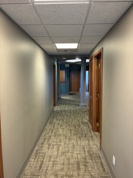More Photos Of 1240 Pioneer Way S, Moses Lake Office For Sale