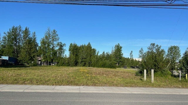 More Photos Of 241 N Aspen Dr, Soldotna Showroom For Sale