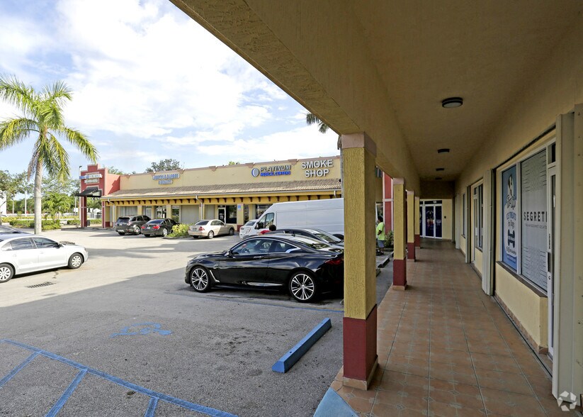 More Photos Of 17560 NW 27th Ave, Miami Gardens General Retail For Sale