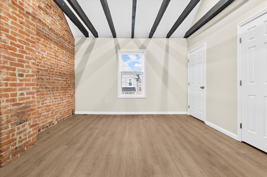 More Photos Of 38 Bloomsbury Ave, Catonsville General Retail For Lease