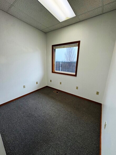 More Photos Of 660 Swift Blvd, Richland Medical For Lease