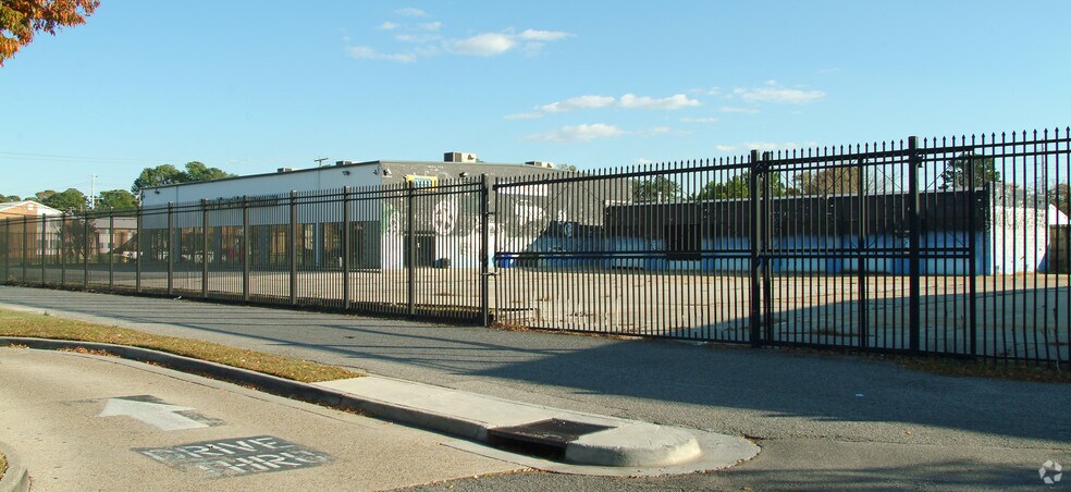 More Photos Of 7851 Azalea Garden Rd, Norfolk Coworking Space