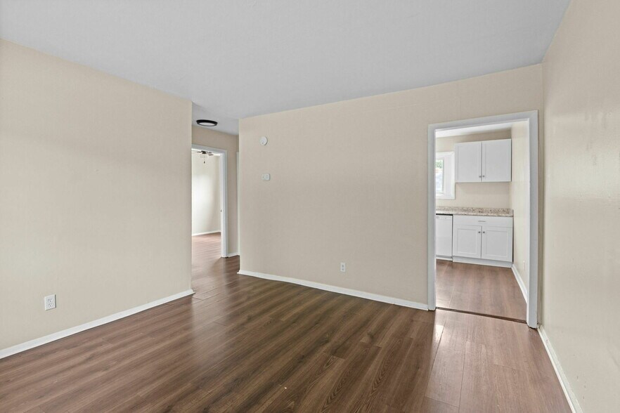 More Photos Of 707 Carter Sells Rd, Johnson City Apartments For Sale