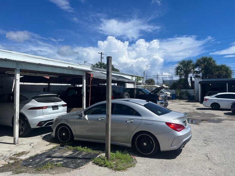More Photos Of 834 NW 10th Ter, Fort Lauderdale Industrial For Sale
