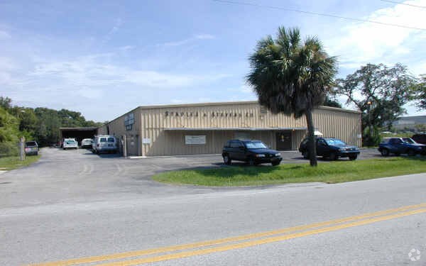 More Photos Of 4902 S 16th Ave, Tampa Warehouse For Lease