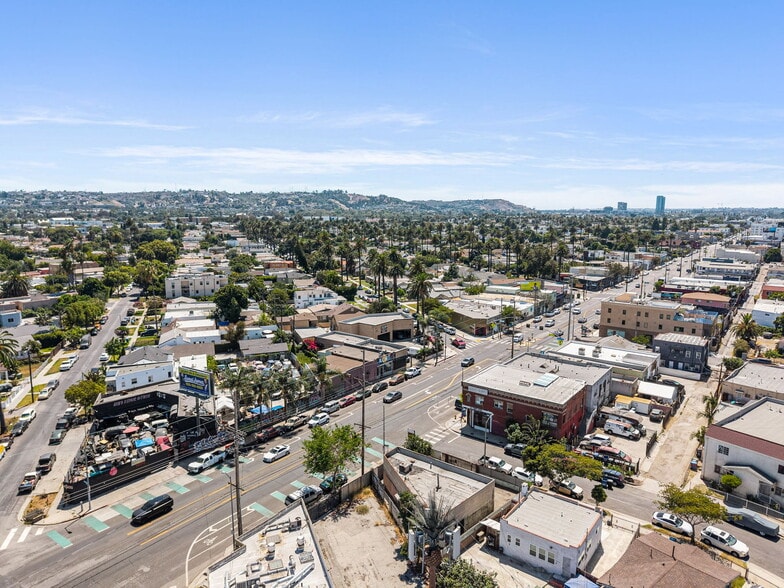 More Photos Of 4733 W Adams Blvd, Los Angeles General Retail For Sale