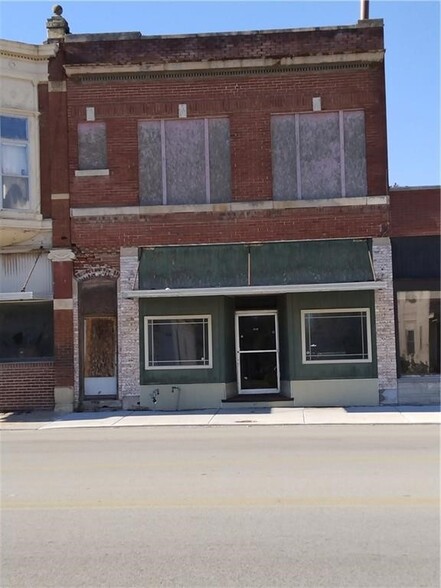 Primary Photo Of 2112 Saint Joseph Ave, Saint Joseph General Retail For Sale