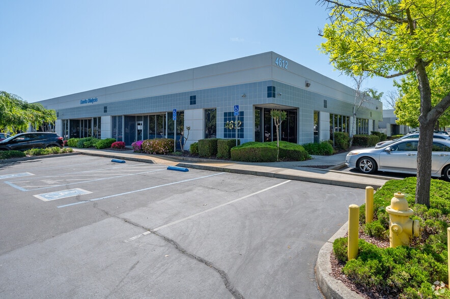Primary Photo Of 4612 Roseville Rd, North Highlands Flex For Lease