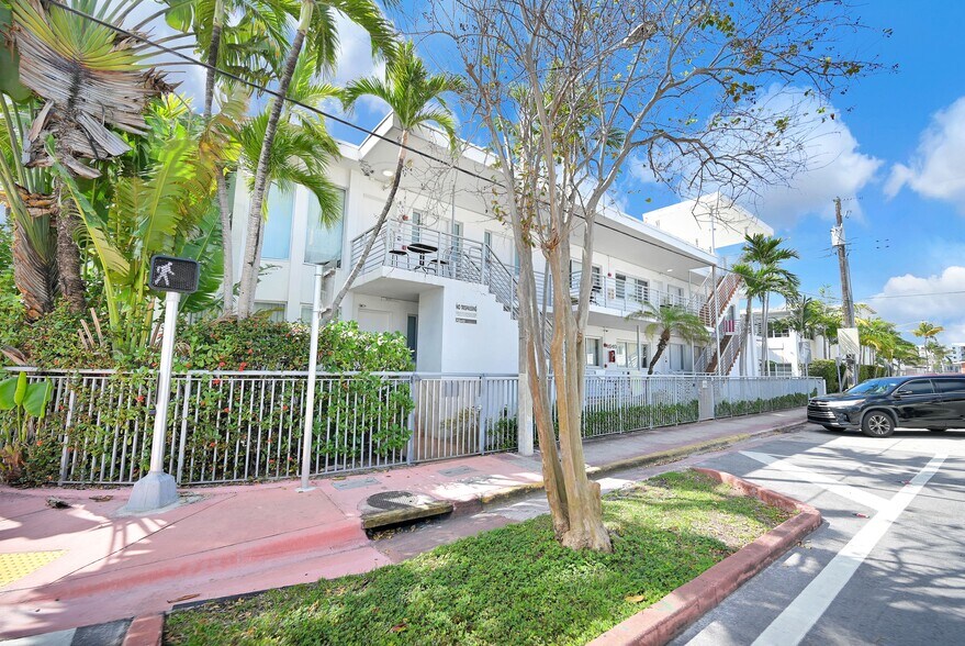 More Photos Of 8040 Harding Ave, Miami Beach Hotel For Sale