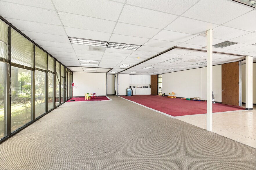 More Photos Of 14411 Cornerstone Village Dr, Houston Office For Lease