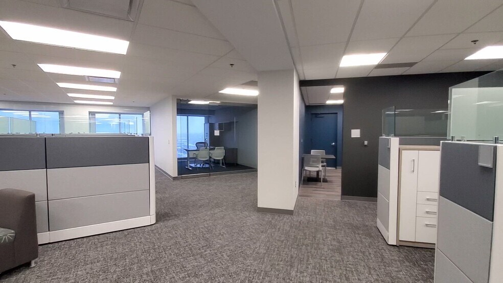 Primary Photo Of 755 W Big Beaver Rd, Troy Coworking Space