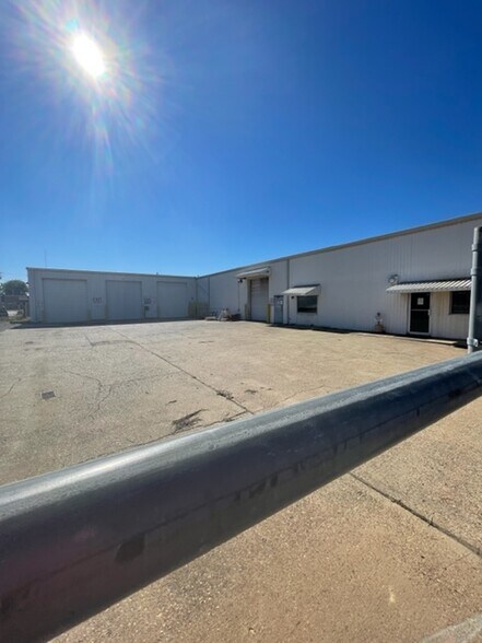 More Photos Of 505 Aero Dr, Shreveport Manufacturing For Sale