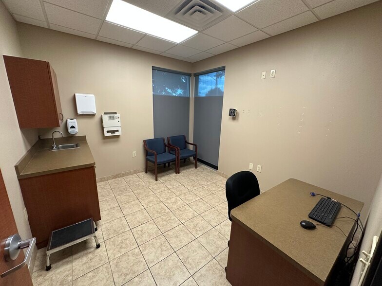 More Photos Of 2601 Scripture St, Denton Medical For Sale