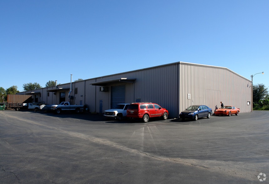 More Photos Of 2467-2487 John Young Pky, Orlando Unknown For Lease