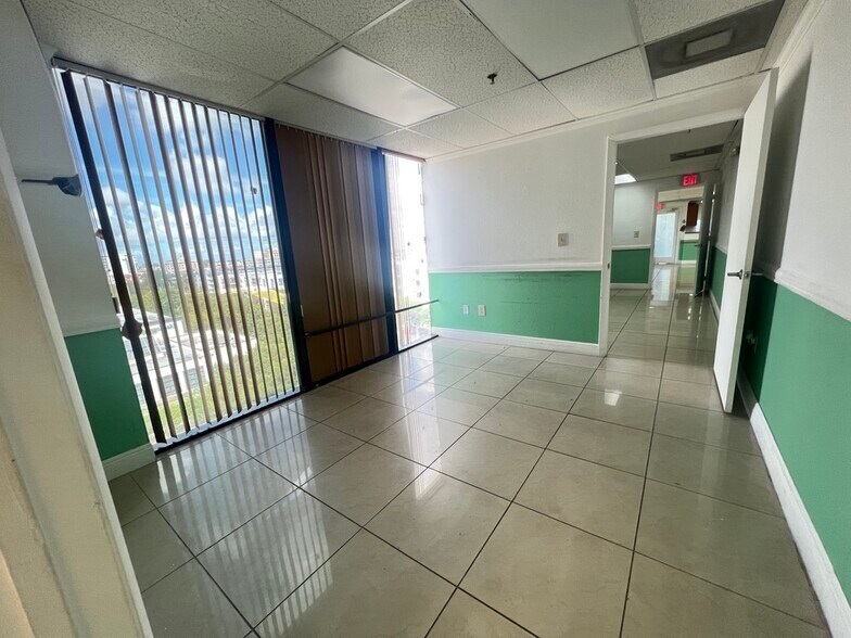 More Photos Of 4445 W 16th Ave, Hialeah Office Residential For Lease