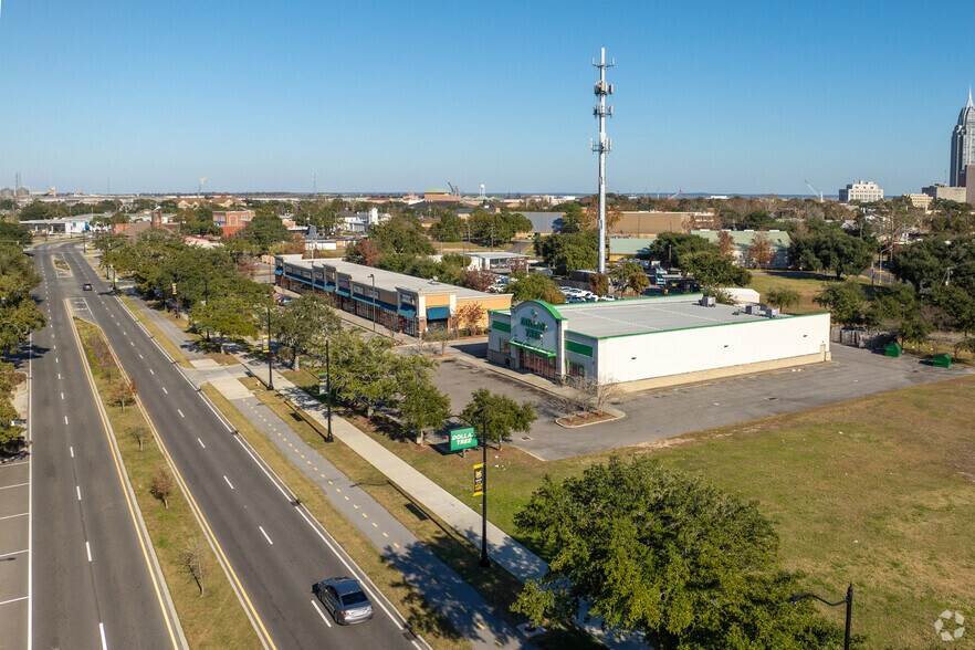 More Photos Of 336 N Broad St, Mobile Freestanding For Sale