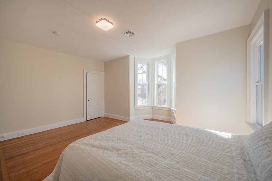 More Photos Of 329 Hazard Ave, Enfield Apartments For Sale