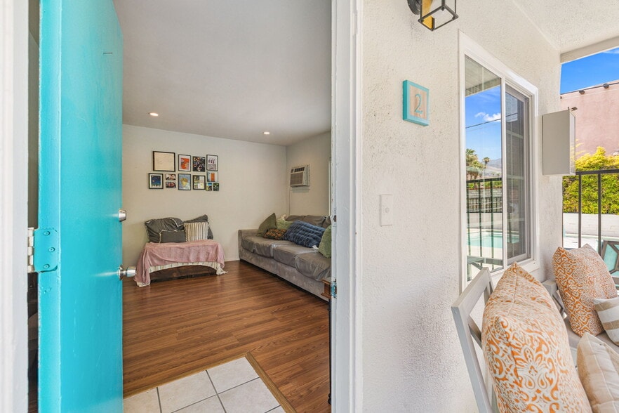 More Photos Of 1674 S Via Salida, Palm Springs Apartments For Sale