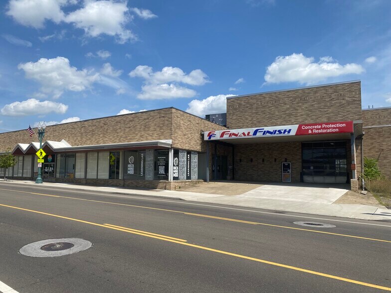 More Photos Of 730 S Market Ave, Canton Warehouse For Sale