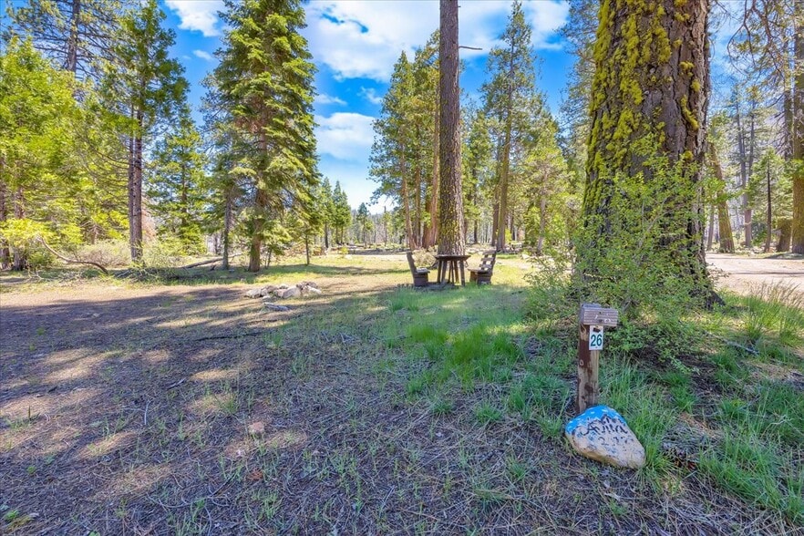 More Photos Of 1 State Hwy 108, Pinecrest Hotel For Sale