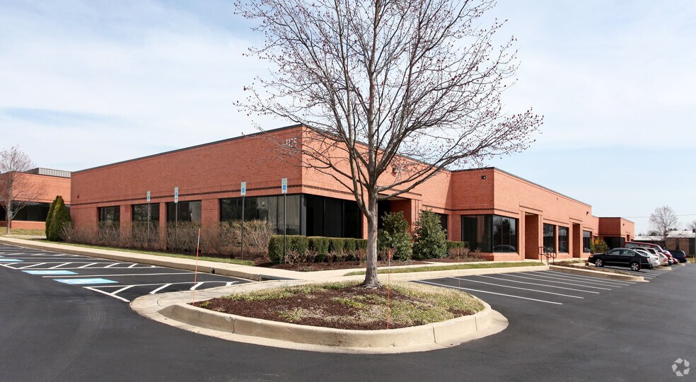 More Photos Of 125 Airport Dr, Westminster Unknown For Lease