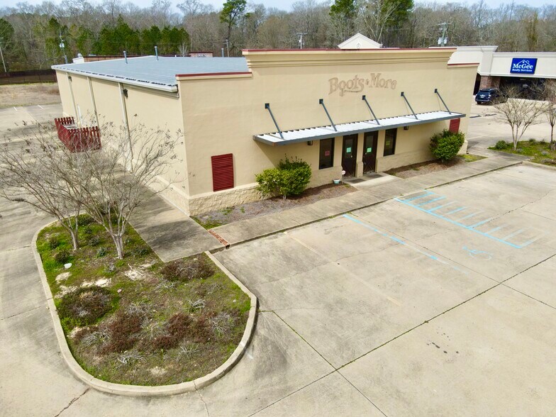 More Photos Of 2851 Highway 49 S, Florence General Retail For Lease