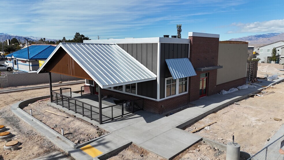 More Photos Of W Craig Rd @ Simmons St, North Las Vegas Land For Lease