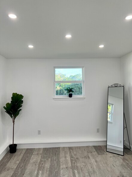 More Photos Of 6678 Atlantic Blvd, Jacksonville General Retail For Lease