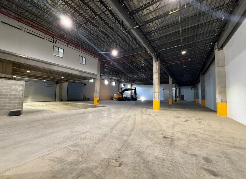 More Photos Of 5901 Foster Ave, Brooklyn Warehouse For Lease