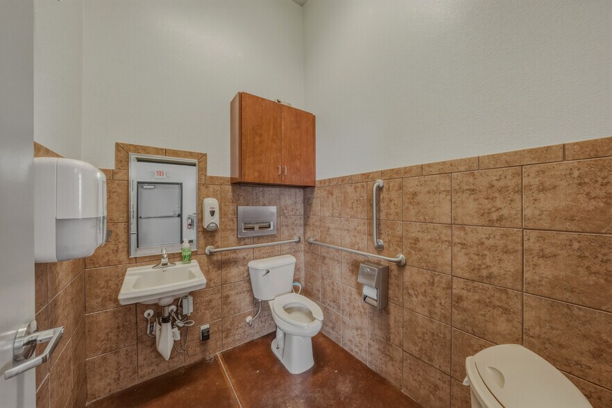 More Photos Of 2740 Homestead Rd, Pahrump Assisted Living For Sale