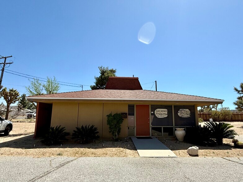 Primary Photo Of 7328 Valley Vista Ave, Yucca Valley Medical For Lease
